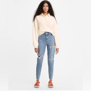 Levi’s High Rise Mom Jeans Distressed Blue 26